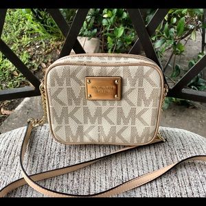 Michael Kors mini crossbody